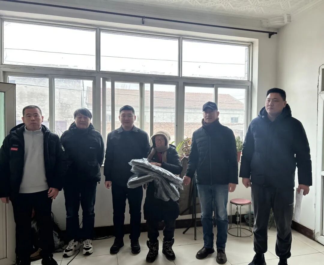 寒冬送暖 侨爱同行——魏基成慈善列车驶入安次区仇…